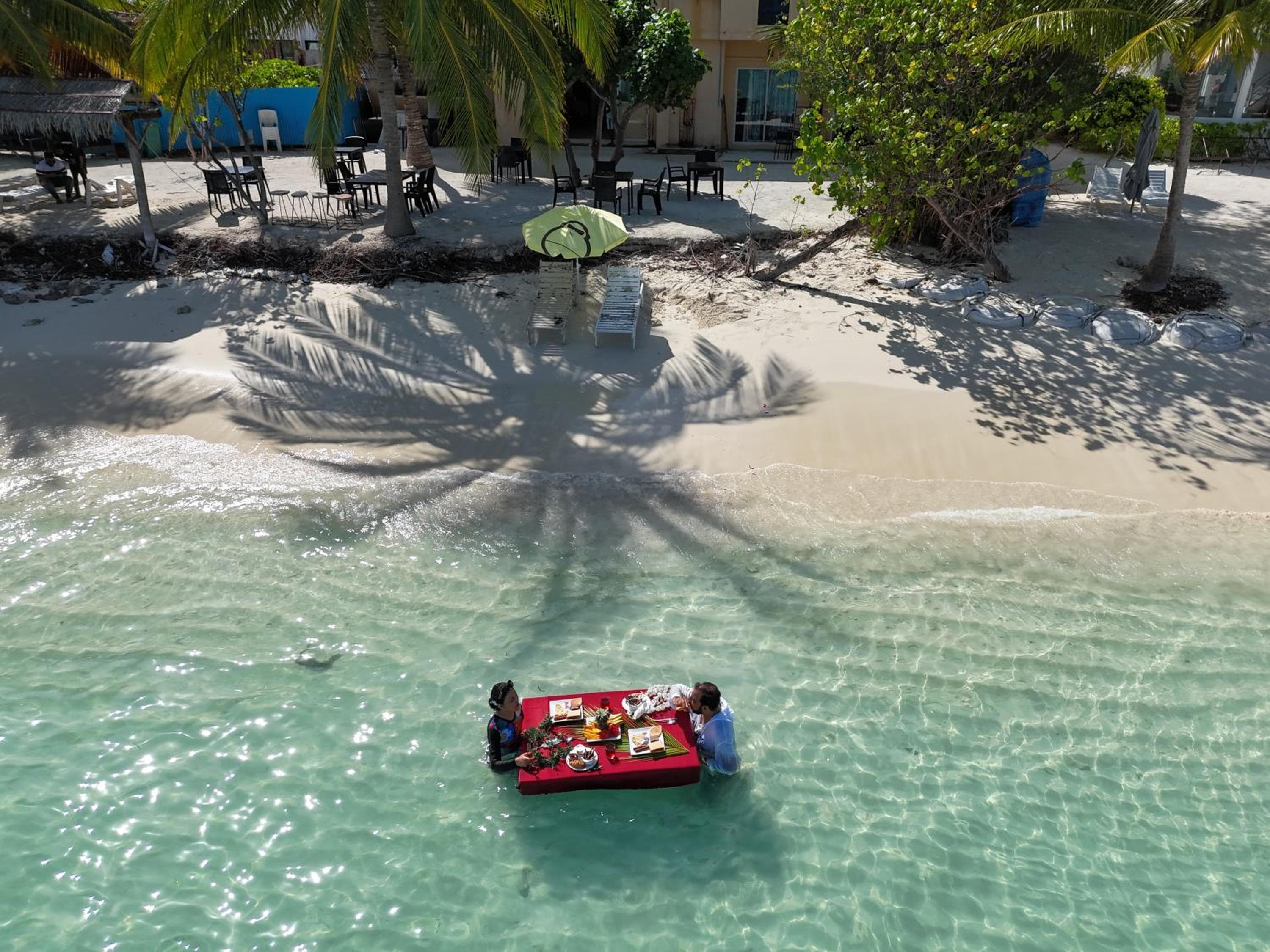 Beach Villa Maldives - hotel by the beach - View 44