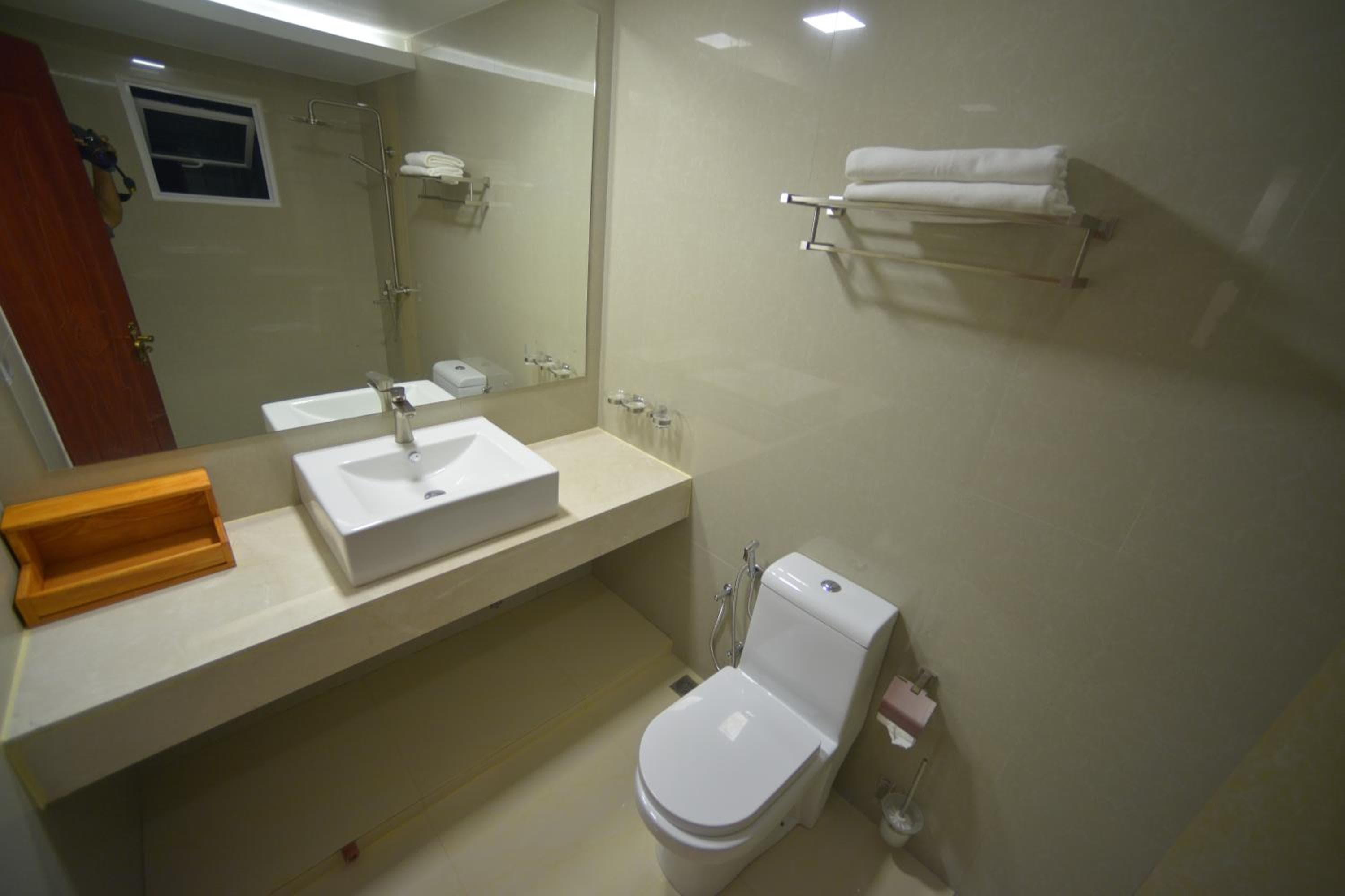 Hathaa Beach Maldives - View 13