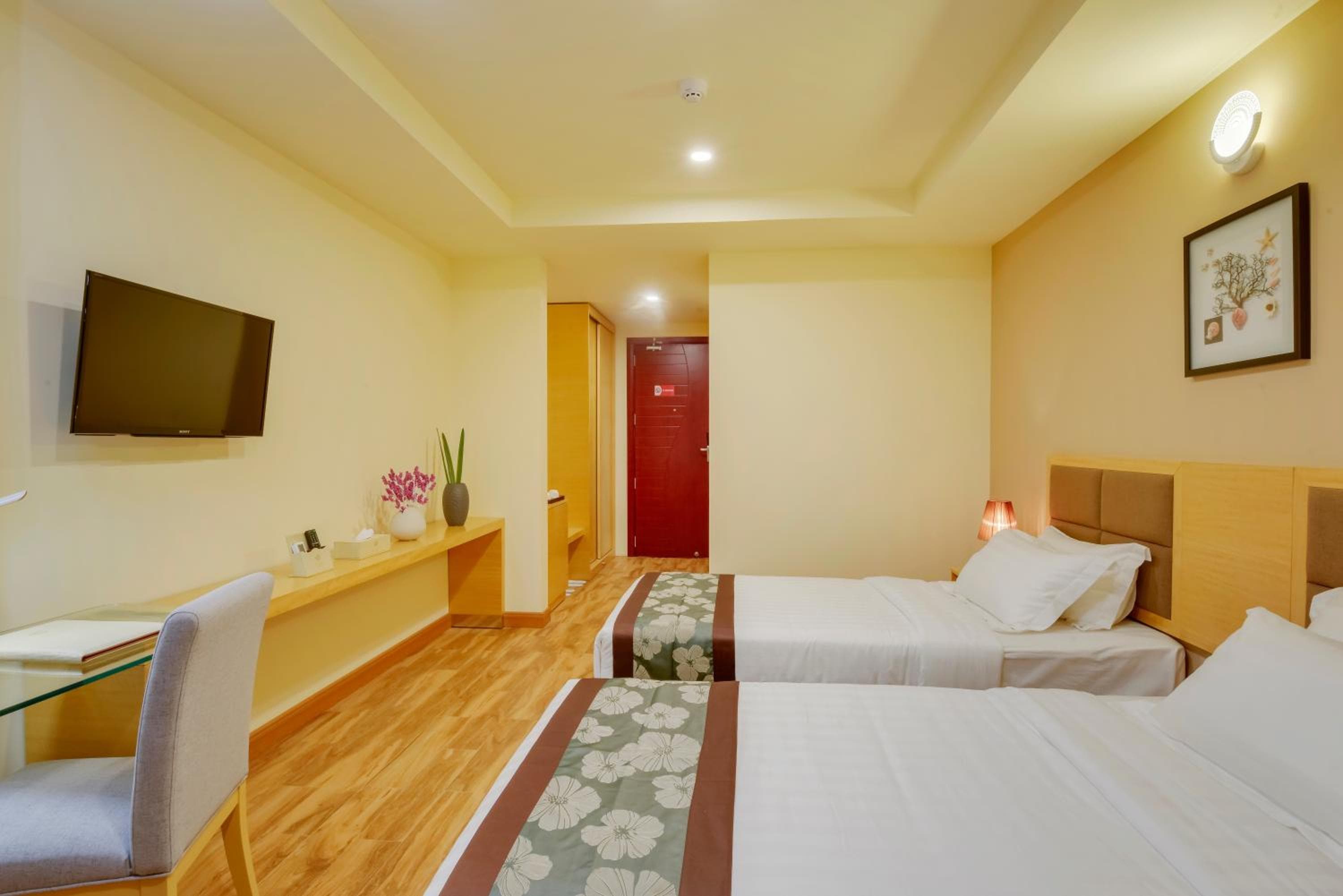 Season Paradise - View 53