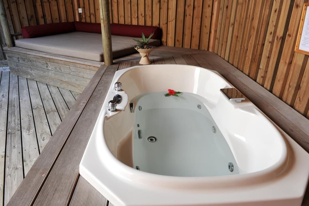 Komandoo Island Resort & Spa - View 15