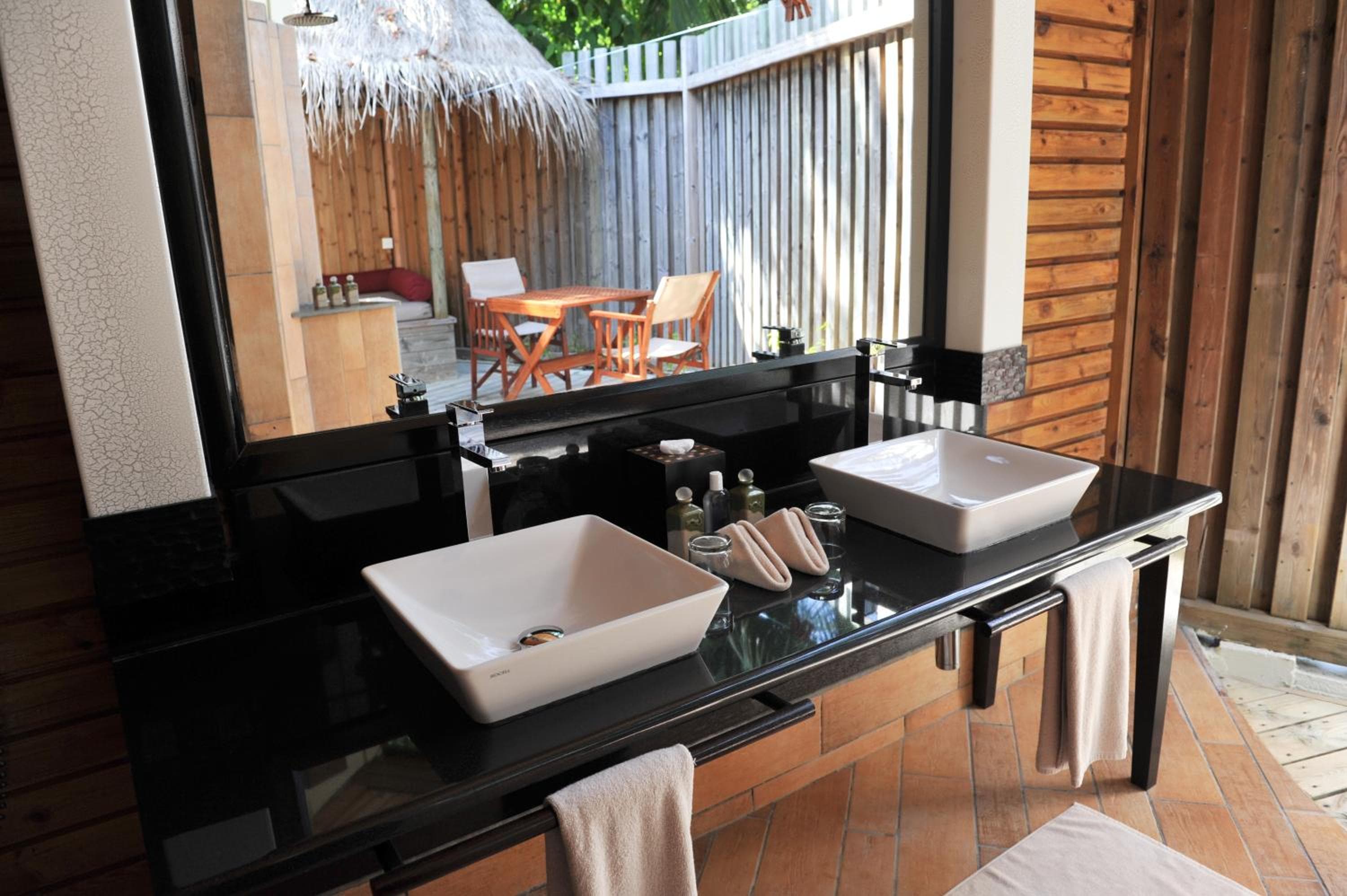 Komandoo Island Resort & Spa - View 28