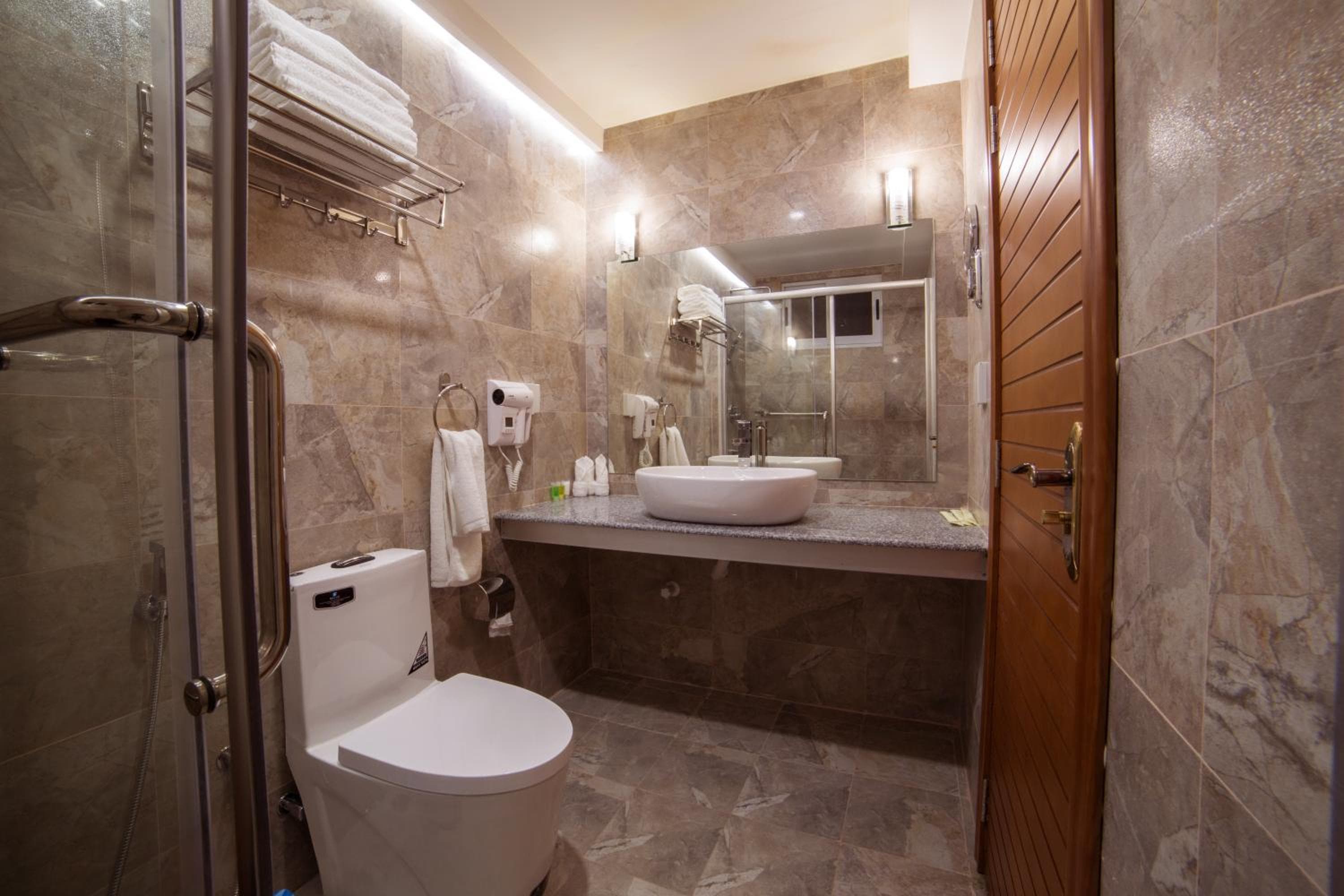 Kuredhi Beach Inn - View 4