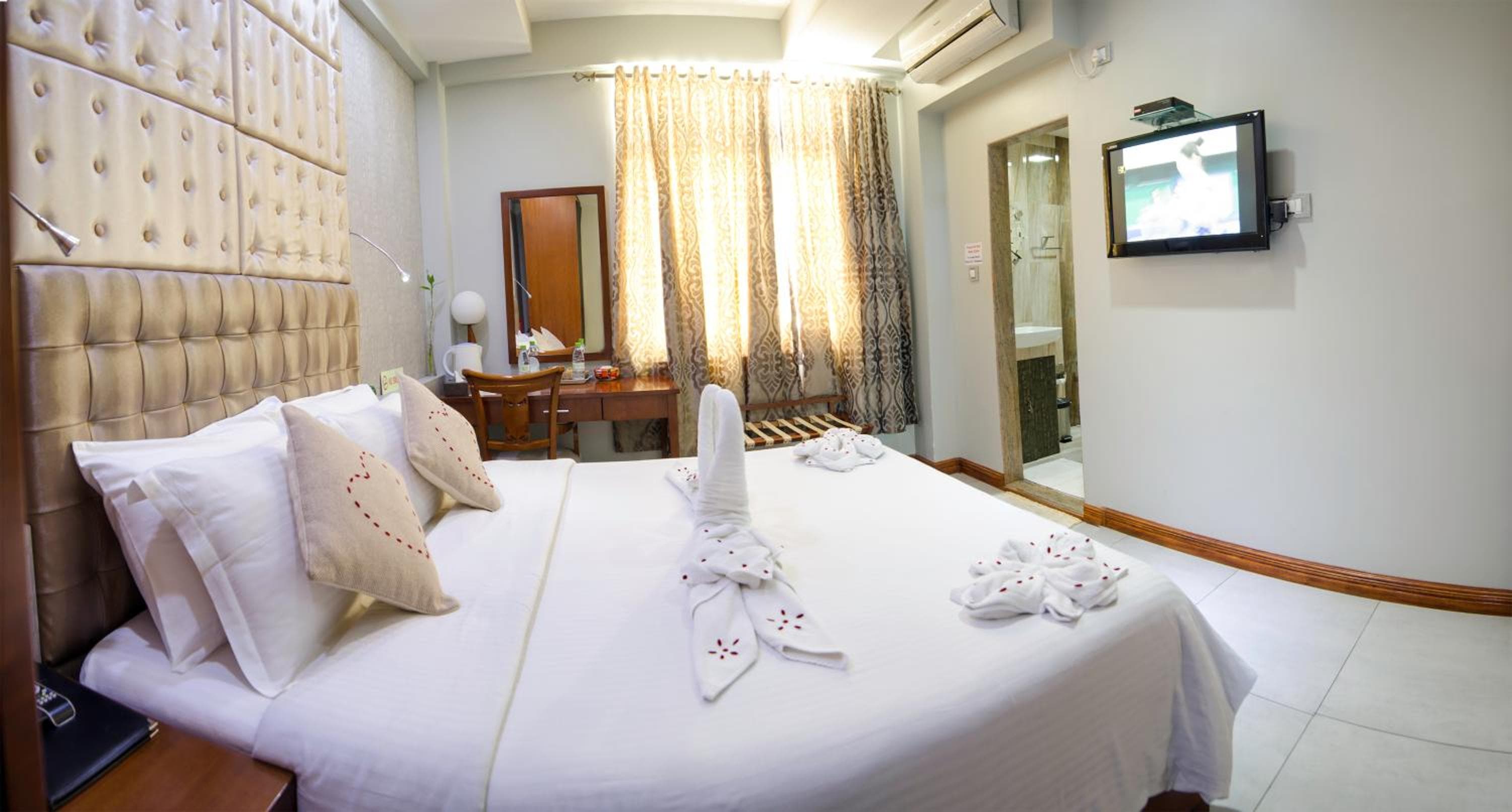 Newtown Inn - View 53