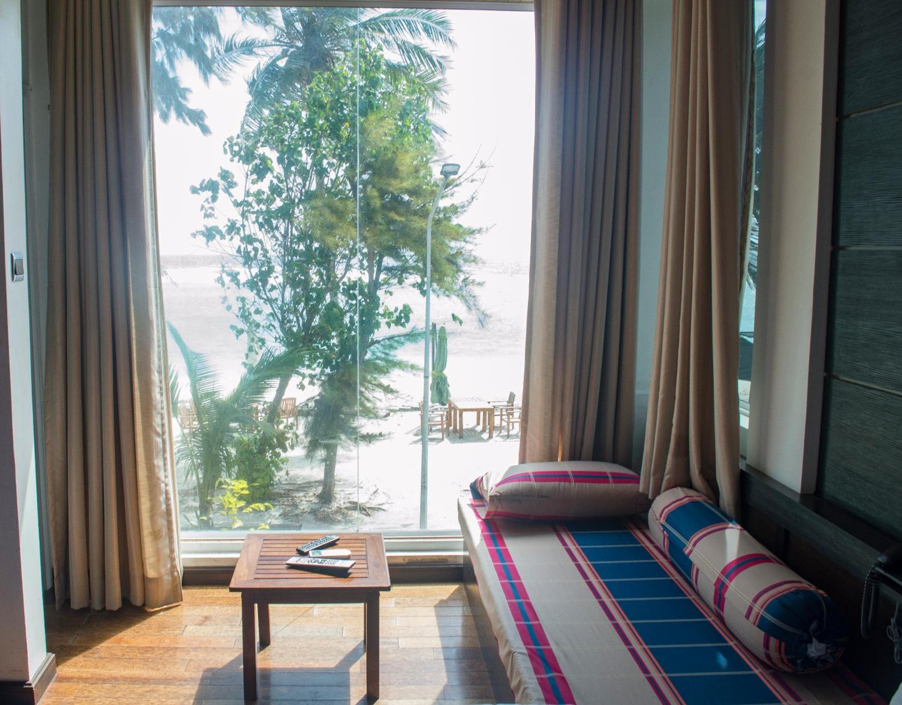 Ripple Beach Inn - View 9