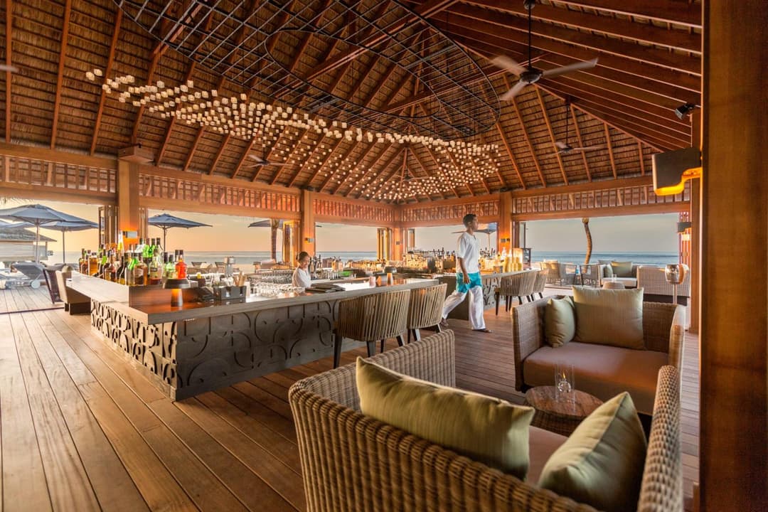 Hurawalhi Island Resort - View 17