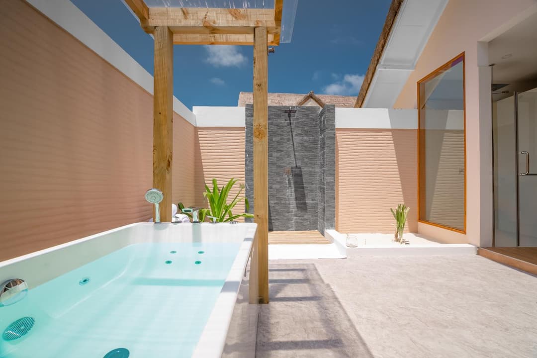 Kudafushi Resort & Spa - View 90