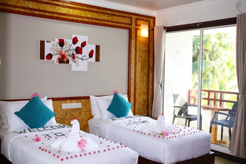 Athens View Guraidhoo - View 24