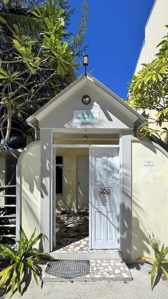 Three Hearts Guesthouse - View 63