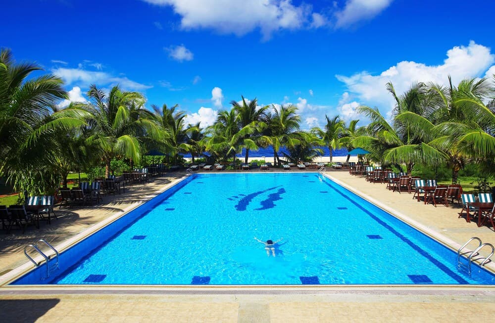 Hulhule Island Hotel - View 60