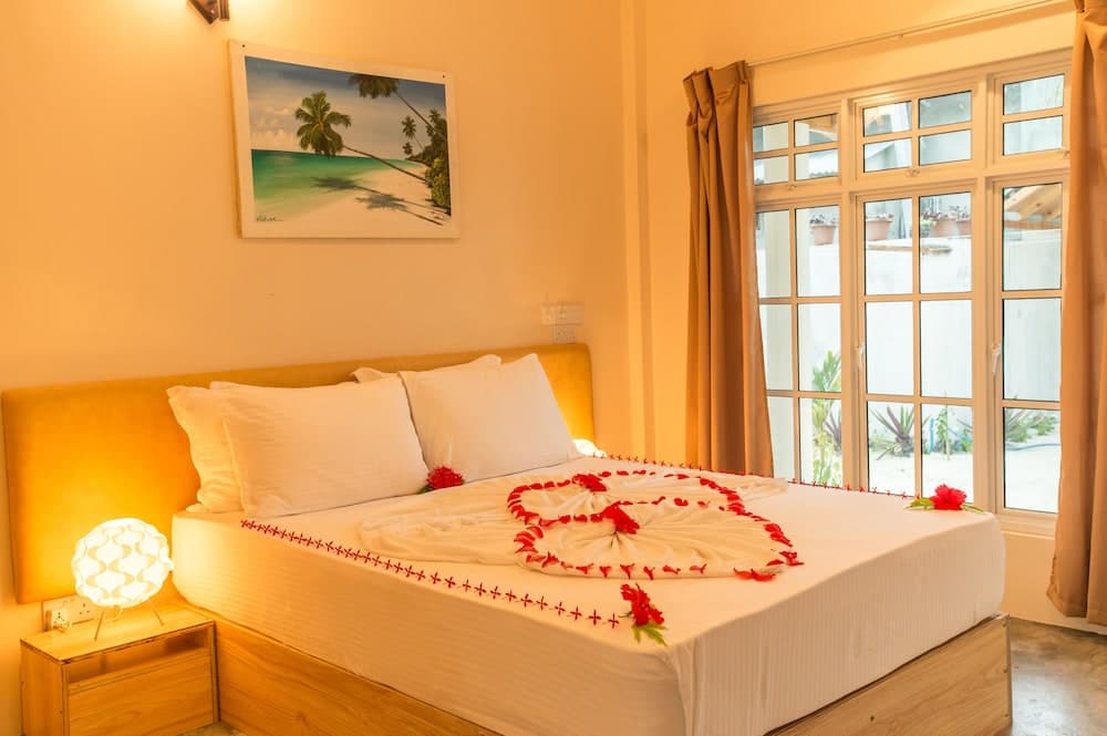 Thoddoo Retreat - View 18