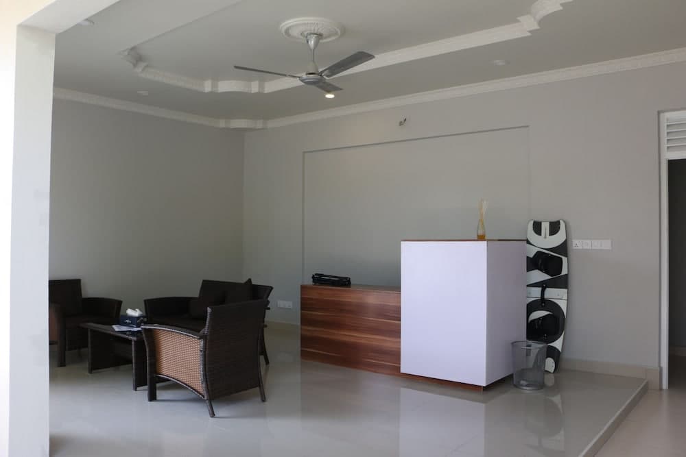 Omadhoo Inn - View 49