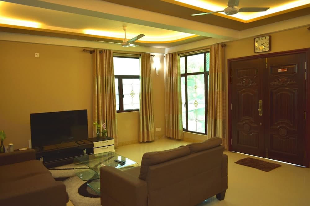 Calyx Grand Fuvahmulah - View 2