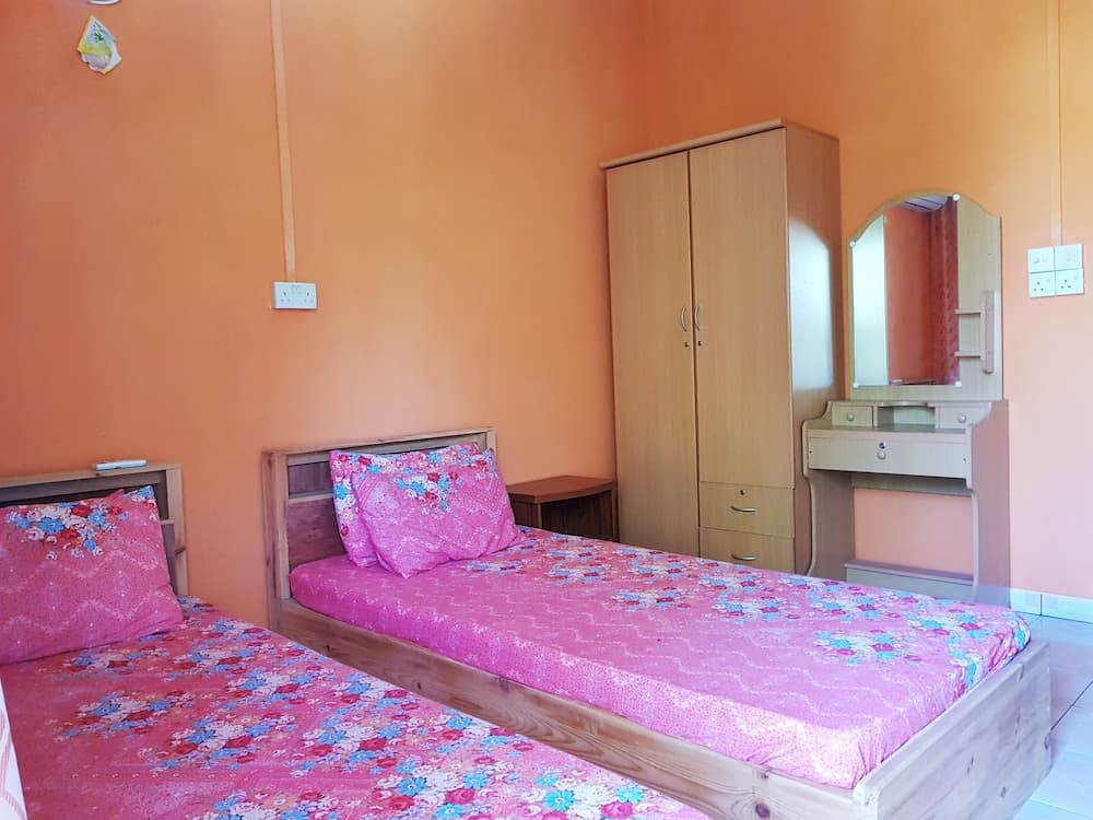 Bina Surf Camp - View 9