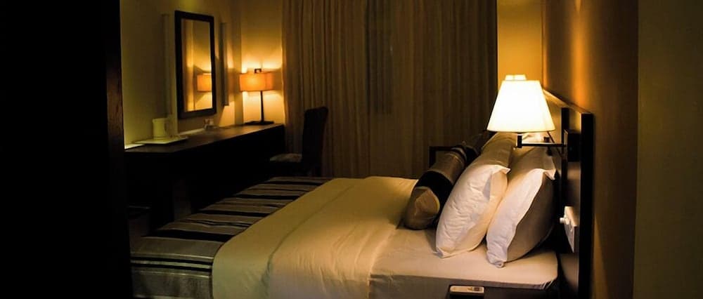 Lagoon Lodge - View 5