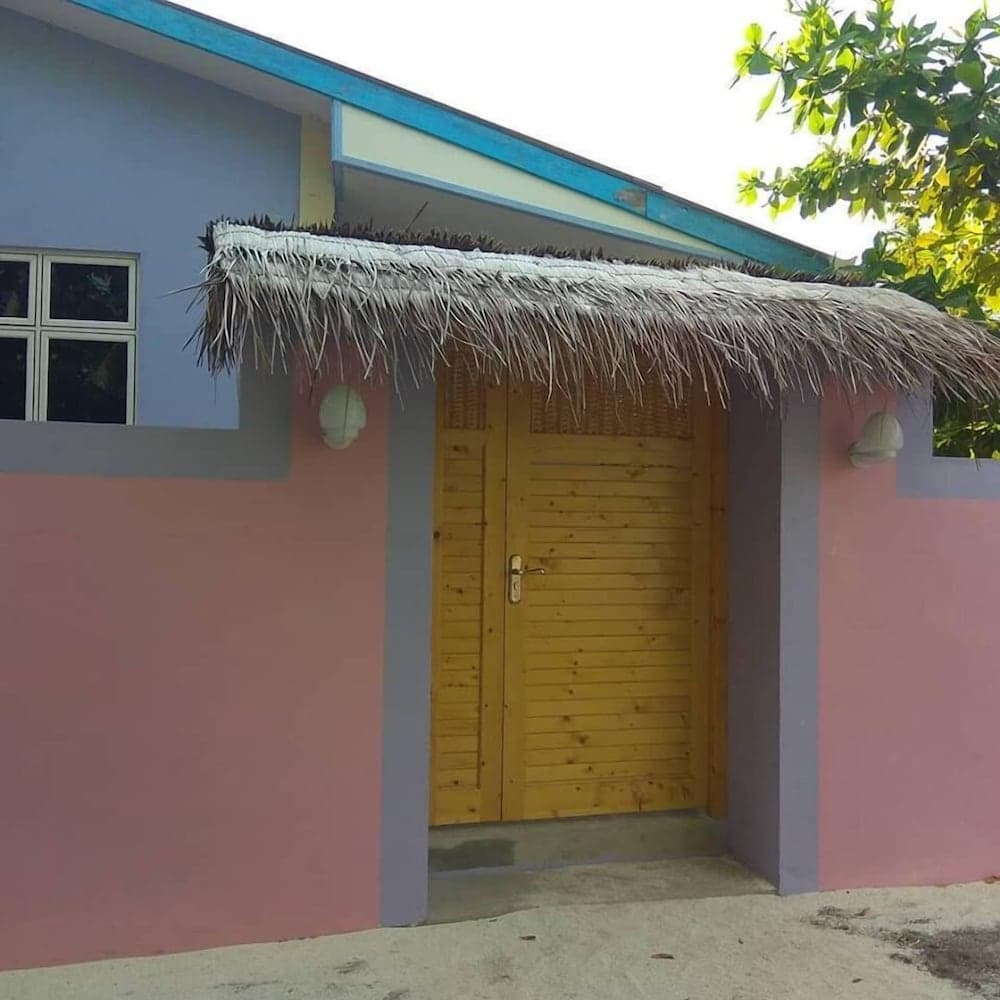 Veyvah Inn Maldives - View 1