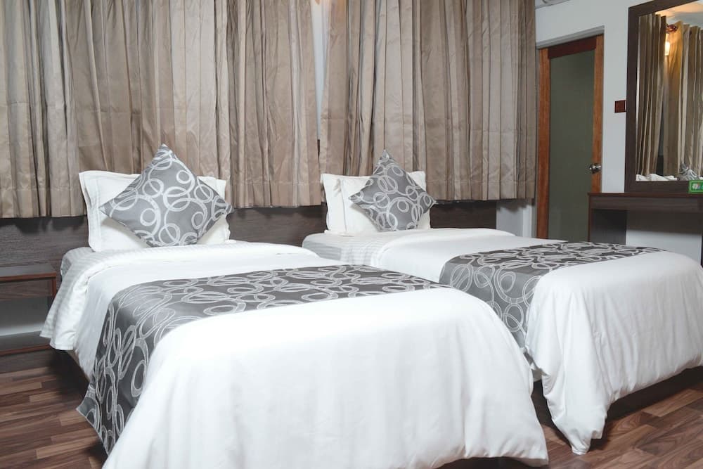 North Edge Inn - View 11