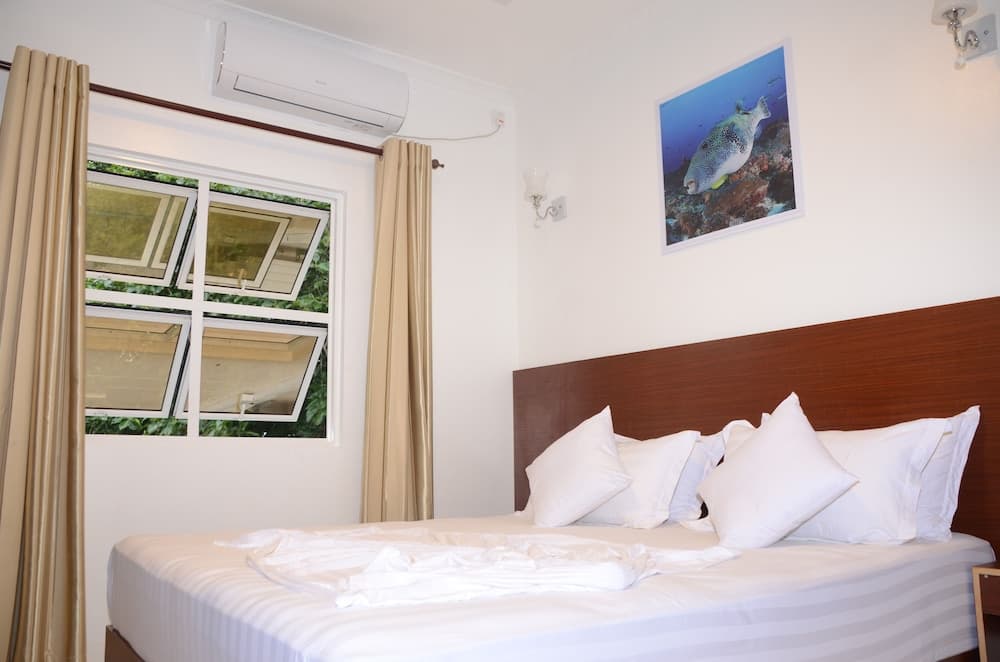 Cornerstay at Dhangethi - View 2