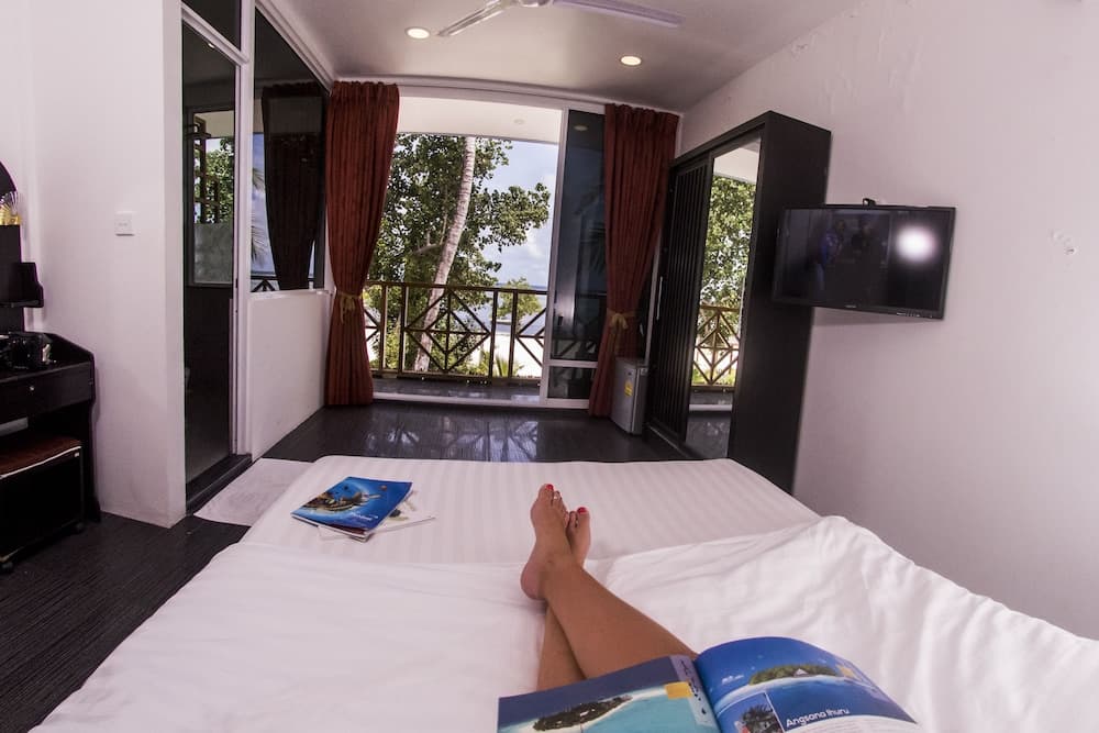 Seven Corals - View 6