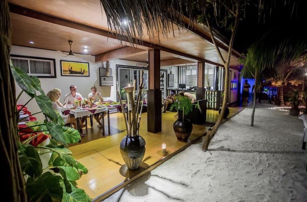 Equator beachinn - View 4