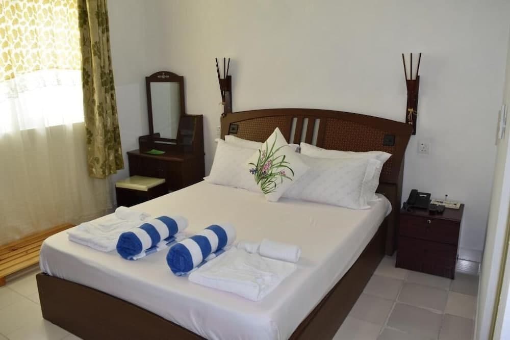 Island Guest - View 42