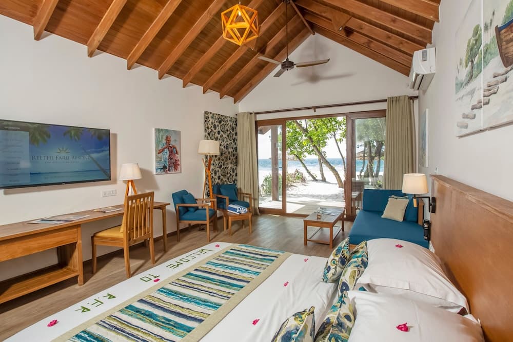 Reethi Faru Resort - View 17