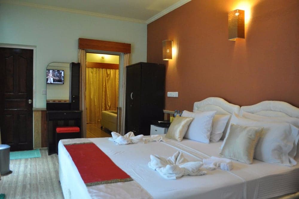 Summer Villa Guest House - View 3