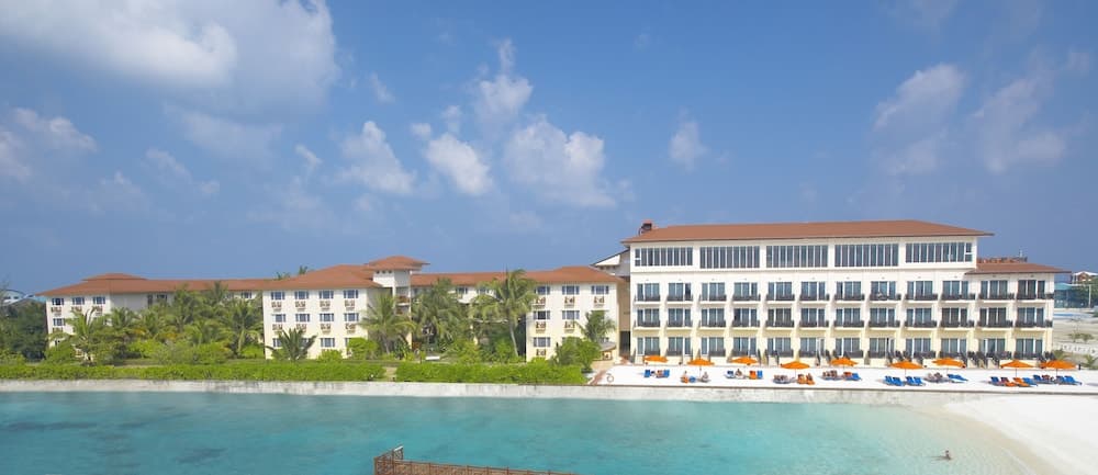 Hulhule Island Hotel - View 33