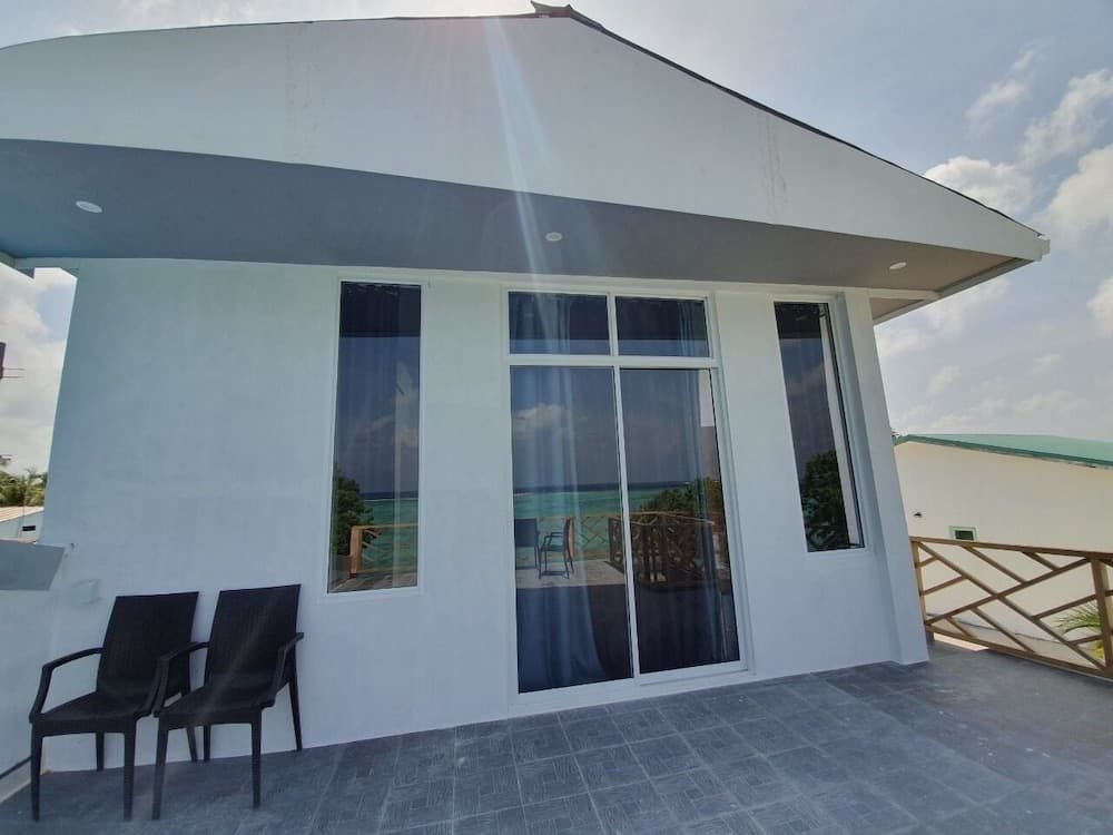 String Wave Maldives - View 14