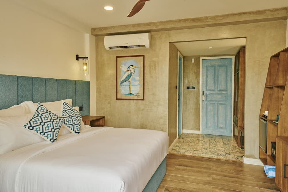 Beach Hotel Dhigurah - View 14