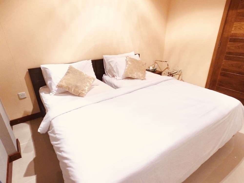 Himeyn Beach Retreat - View 5