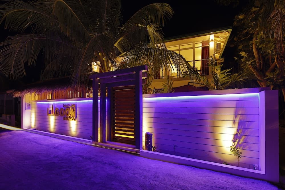 Shallow Lagoon Rasdhoo - View 14