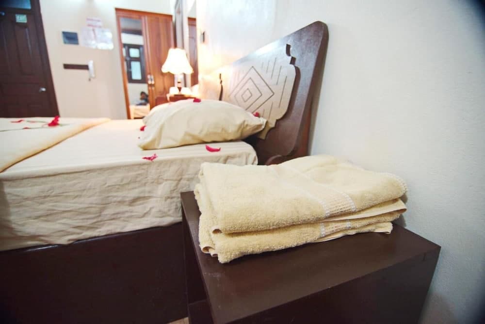 Kuri Beach View Inn - View 16