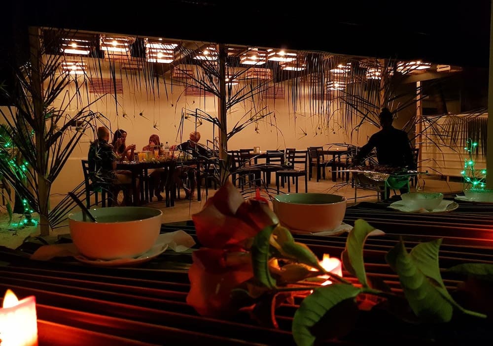 Omadhoo Inn - View 37