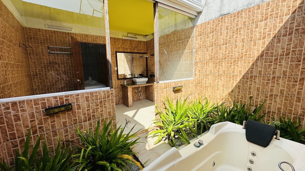 Midsummer Thulusdhoo - View 27