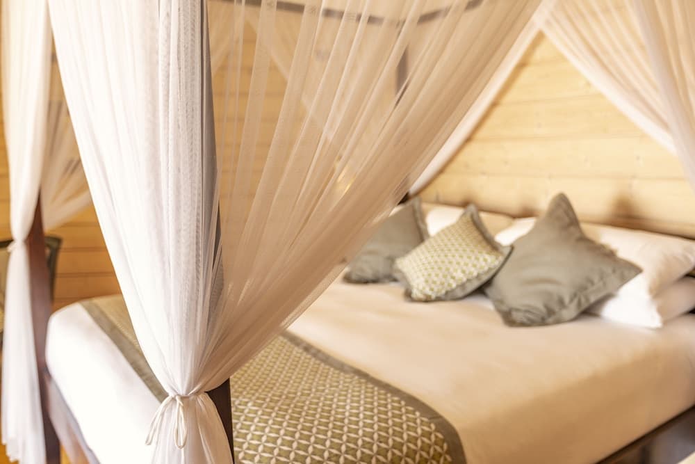 Komandoo Maldives Island Resort - View 20