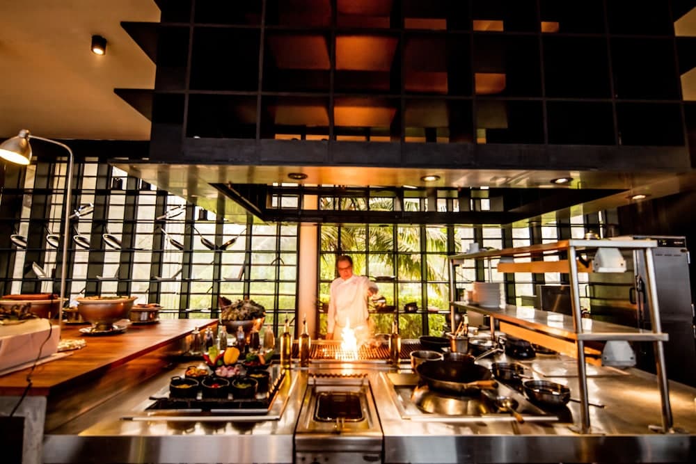 Holiday Inn Resort Kandooma Maldives by IHG - View 114