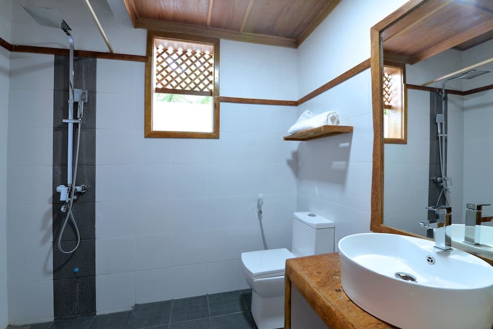 Eden BAANI Lodge - View 13