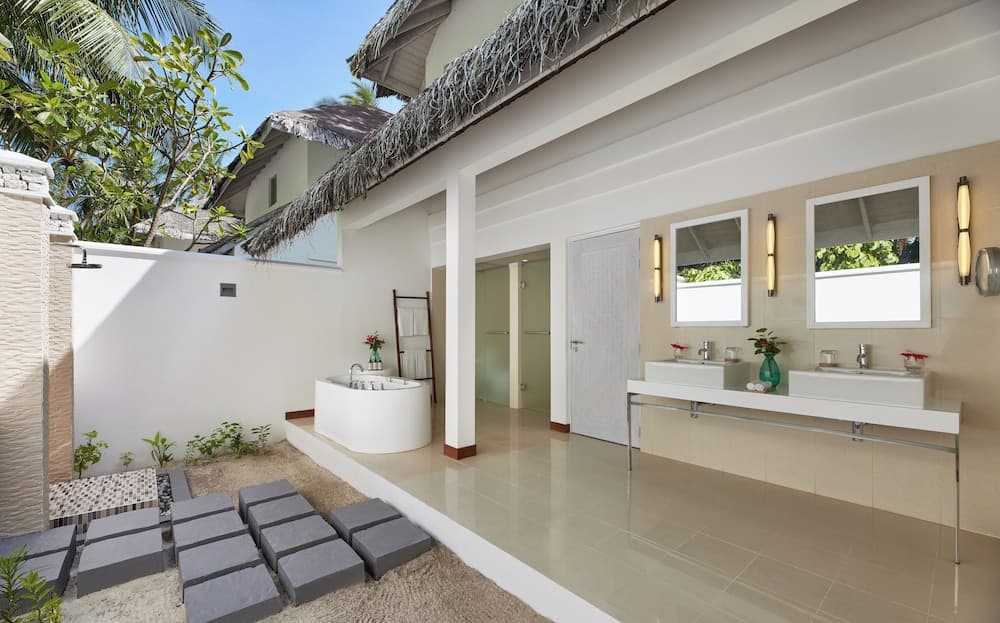 NH Maldives Kuda Rah Resort - View 22