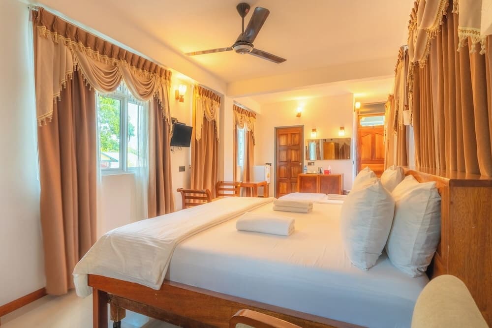 Biosphere by Hawks Hotels Kamadhoo Baa Atoll - View 18