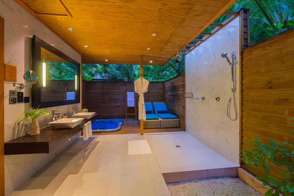 Veligandu Maldives Resort Island - View 9