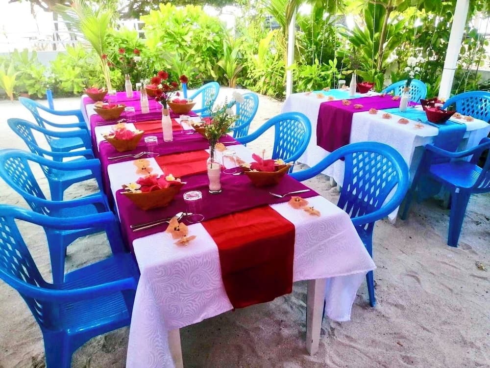 Island Pavilion Maldives - View 25