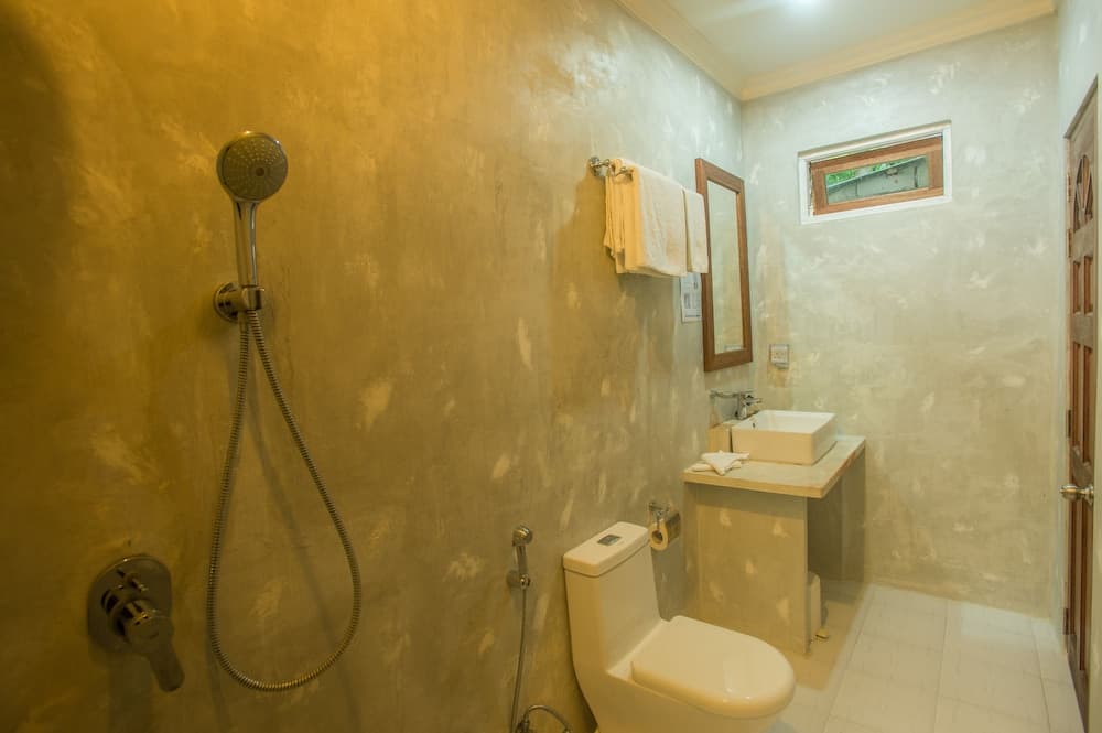 Thoddoo Retreat - View 38