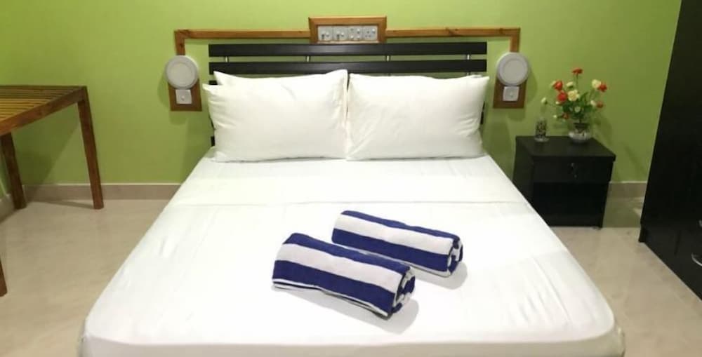 Sunnyside Maamendhoo - View 10