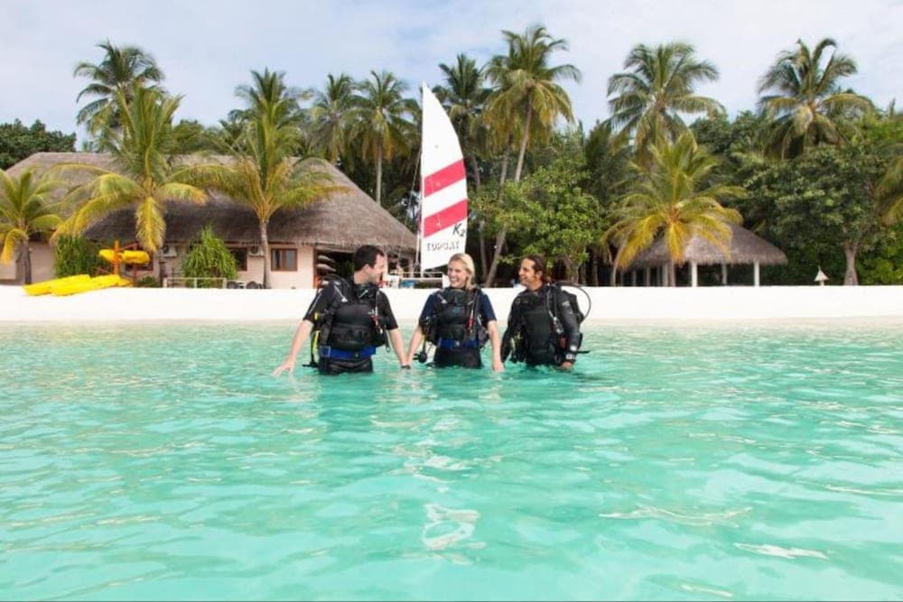 Veligandu Maldives Resort Island - View 39