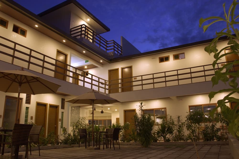 Olive Goidhoo - View 45