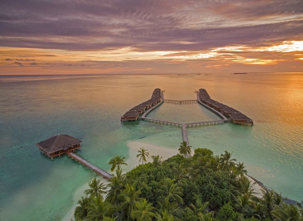 Medhufushi Island Resort - View 11