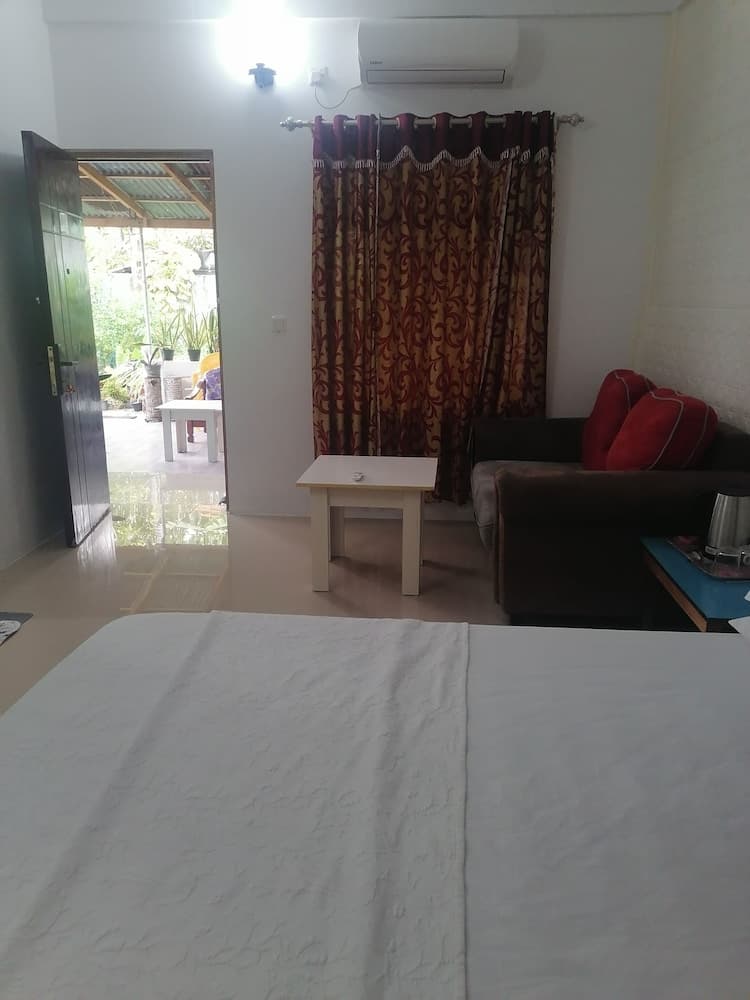 The Rose Garden House - View 4