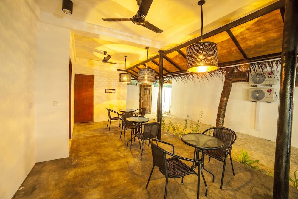 Island Scuba Inn - View 1