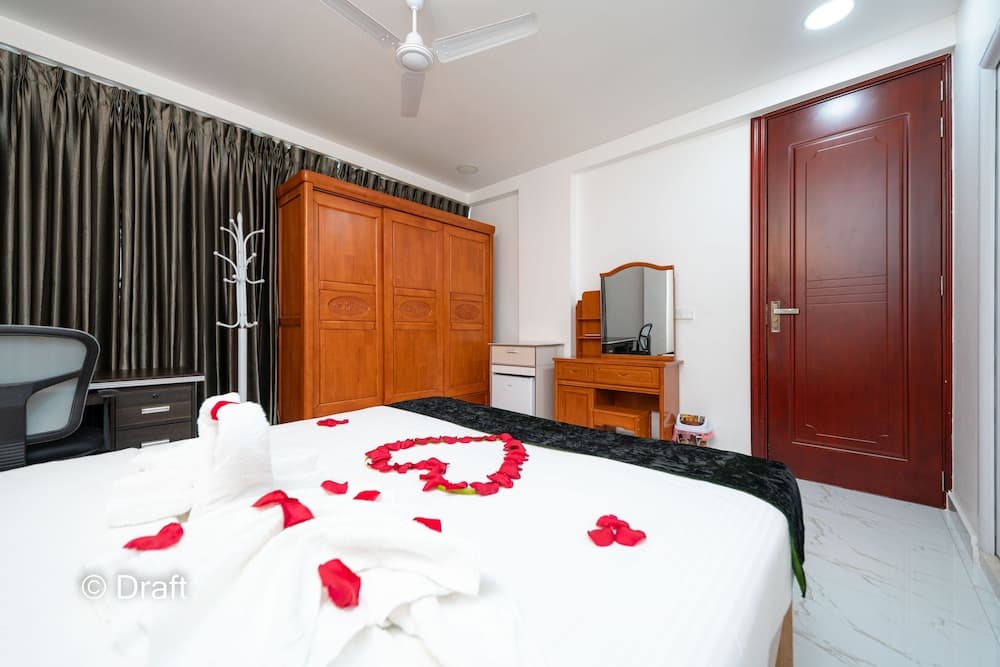 White Beach Holiday - View 6