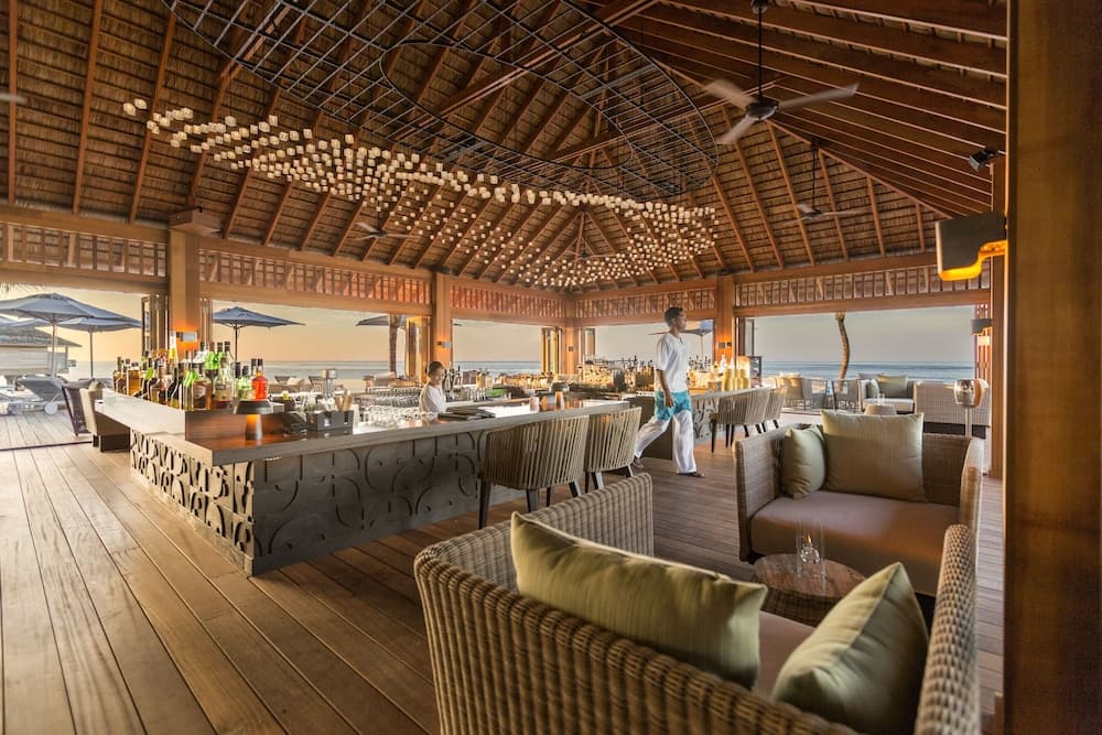 Hurawalhi Island Resort - View 57